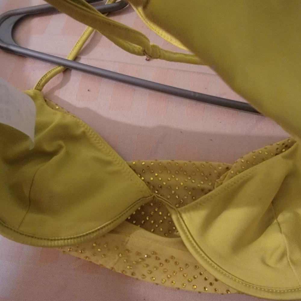 Oh Polly Cahuilla Hills Rhine Stone Mesh Bralet in Lime - Picture 7 of 9